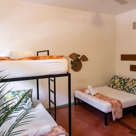 Centro Hostel Медельин Экстерьер фото