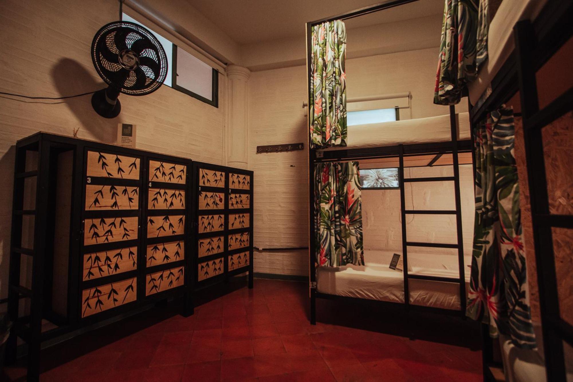 Centro Hostel Медельин Экстерьер фото